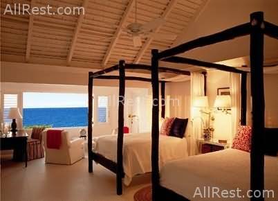 Round Hill Hotel & Villas 44